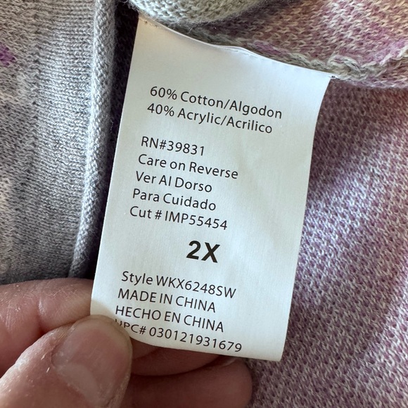 Patterned Long Sleeve Top - Picture 7 of 11